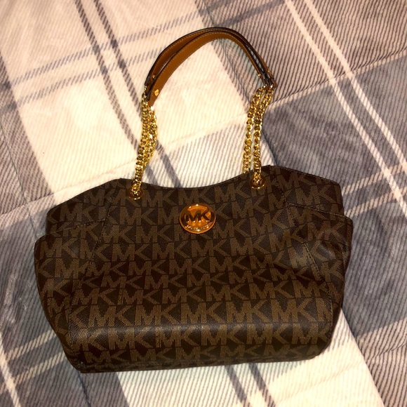 Michael Kors Purse - Picture 1 of 8